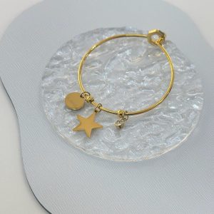 Bracciale con Charms e Stella Dorata